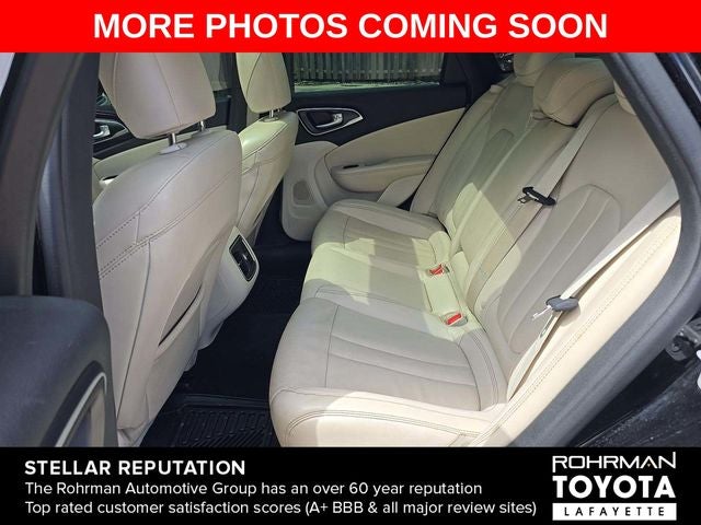 2016 Chrysler 200 C