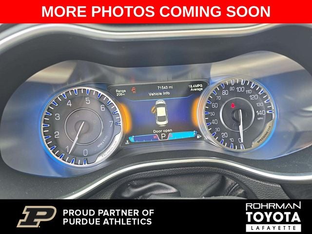 2016 Chrysler 200 C