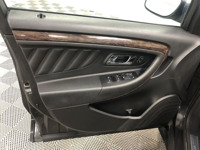 2017 Ford Taurus Limited