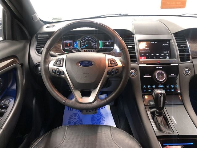 2017 Ford Taurus Limited