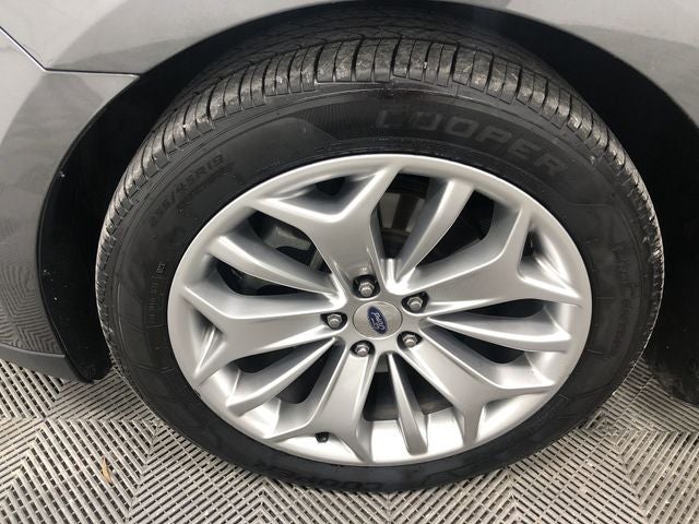 2017 Ford Taurus Limited