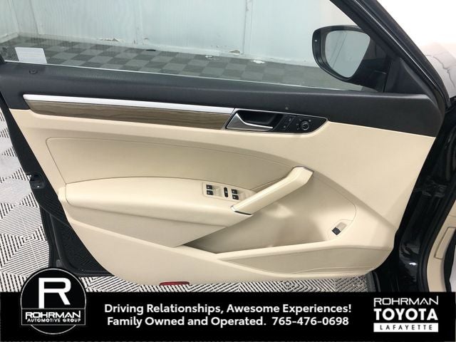 2016 Volkswagen Passat 1.8T SE