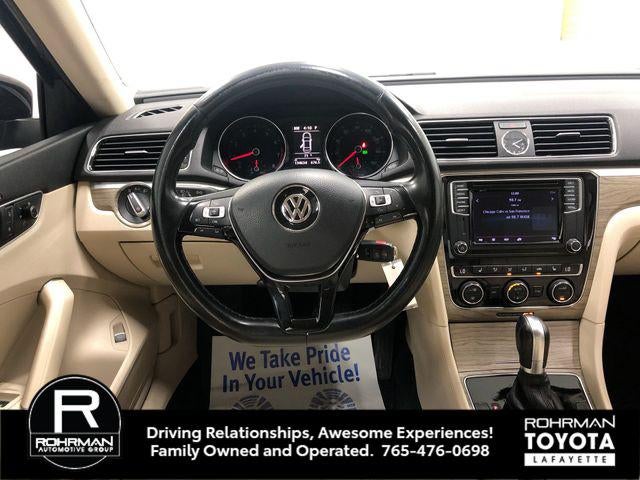 2016 Volkswagen Passat 1.8T SE