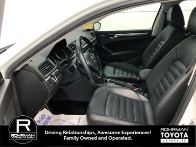 2018 Volkswagen Passat V6 SEL Premium