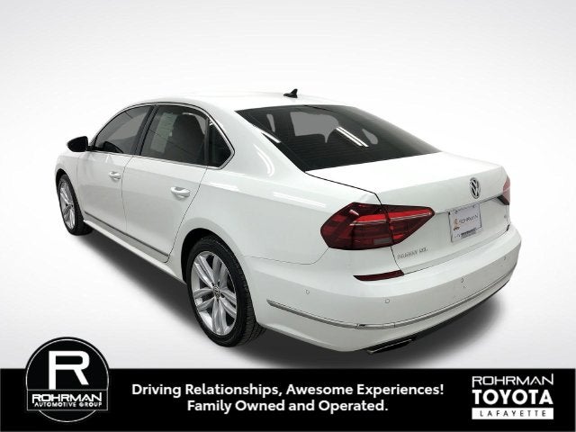 2018 Volkswagen Passat V6 SEL Premium