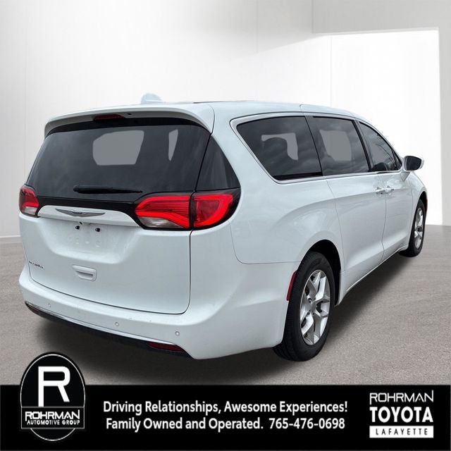 2020 Chrysler Pacifica Touring