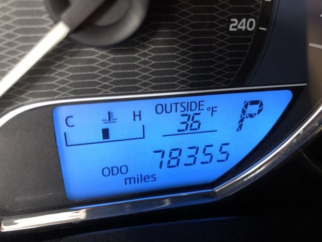 2016 Toyota COROLLA LE