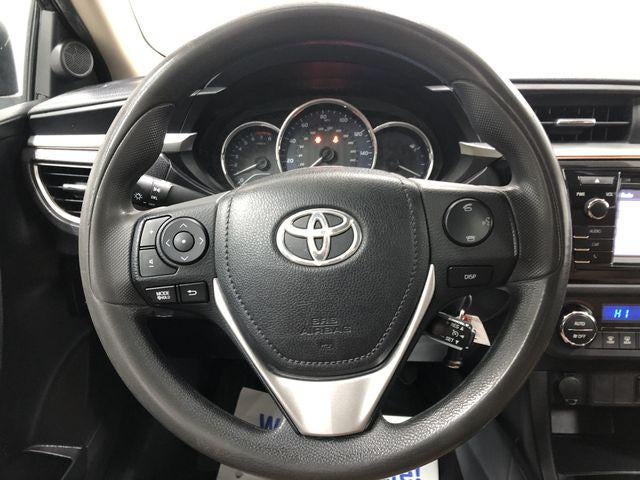 2016 Toyota COROLLA LE