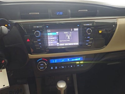 2015 Toyota COROLLA LE