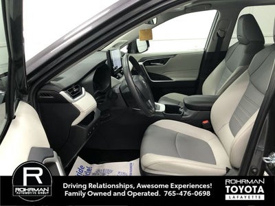 2025 Toyota RAV4 XLE Premium