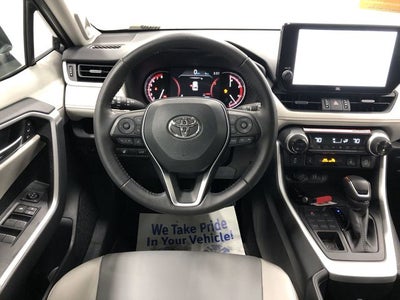 2025 Toyota RAV4 XLE Premium
