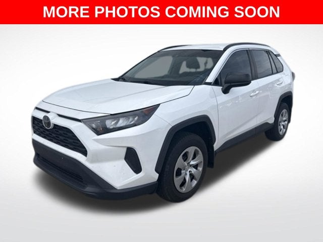 2020 Toyota RAV4 LE