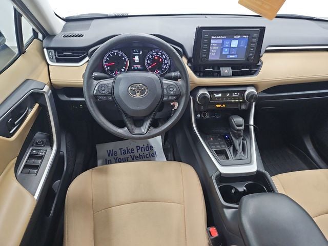 2019 Toyota RAV4 LE