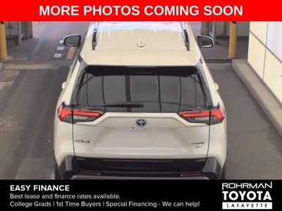 2022 Toyota RAV4 Hybrid SE