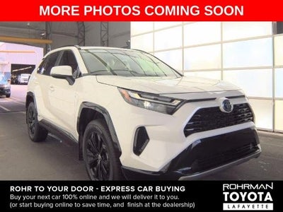 2022 Toyota RAV4 Hybrid SE