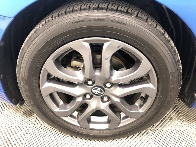 2019 Toyota Yaris LE