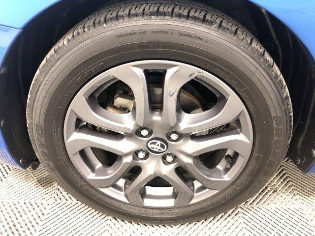 2019 Toyota Yaris LE