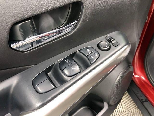 2018 Nissan Kicks SR