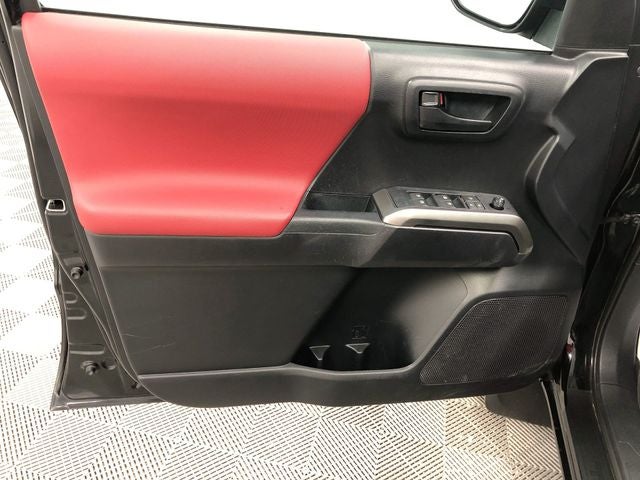 2021 Toyota TACOMA SR5 SR5 V6