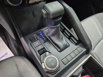 2025 Toyota TACOMA SR5 SR5