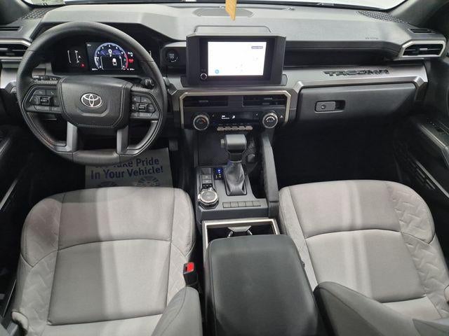 2025 Toyota TACOMA SR5 SR5