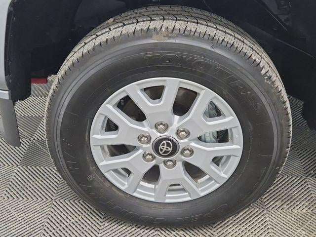 2025 Toyota TACOMA SR5 SR5