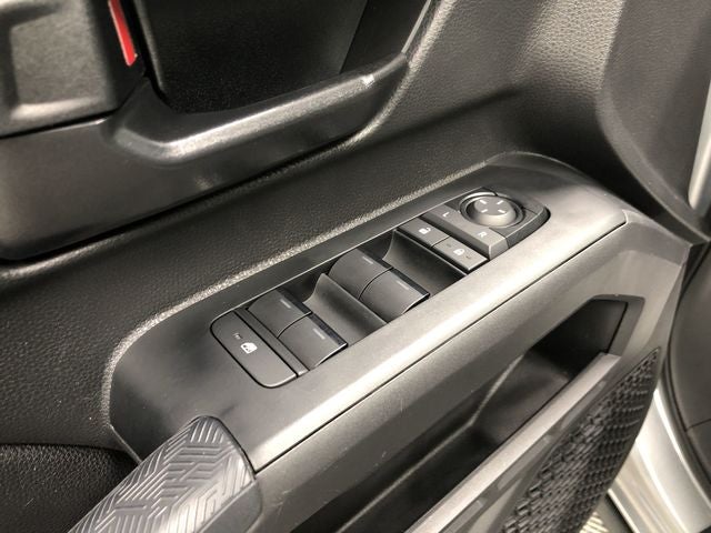 2025 Toyota TACOMA SR5 SR5