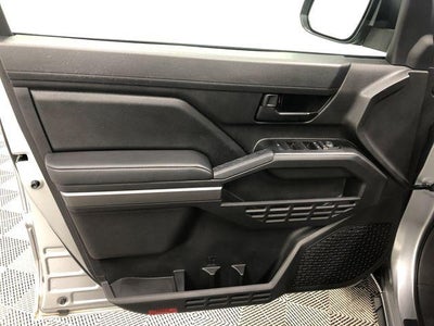 2025 Toyota TACOMA SR5 SR5