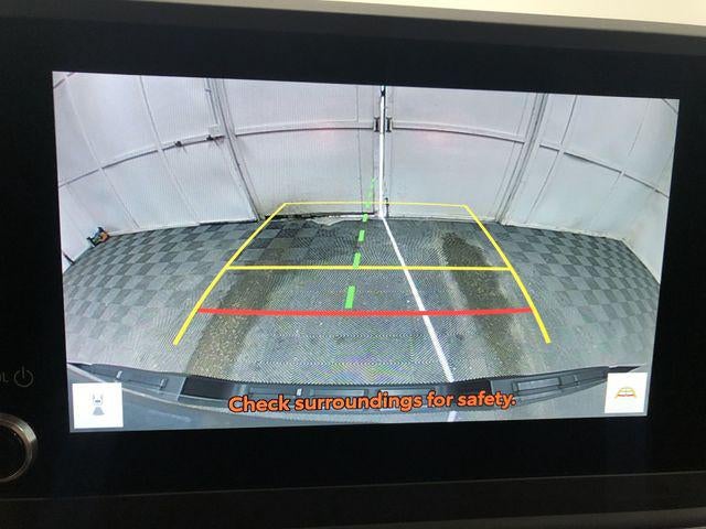 2025 Toyota TACOMA SR5 SR5