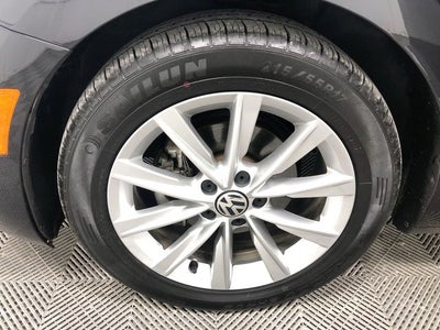 2017 Volkswagen Beetle 1.8T SE
