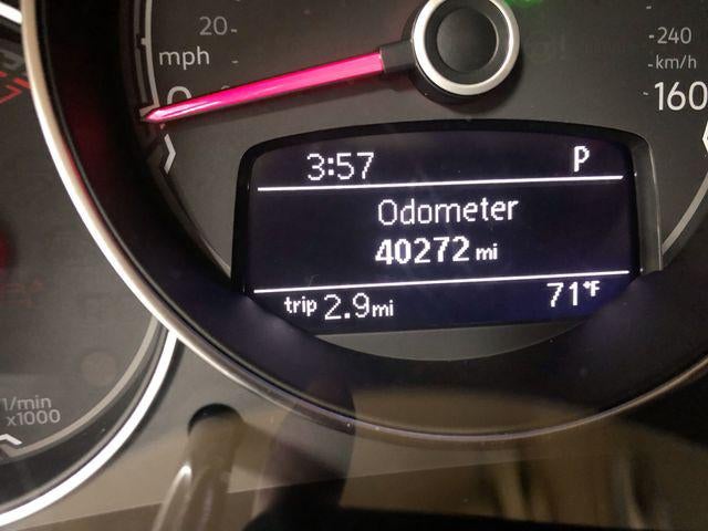 2017 Volkswagen Beetle 1.8T SE