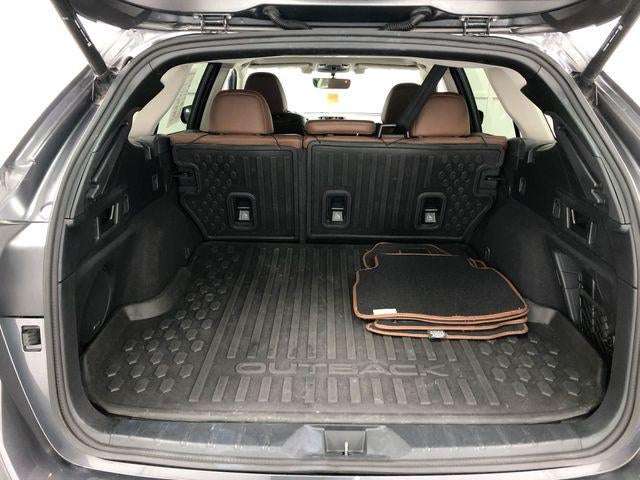 2022 Subaru Outback Touring XT