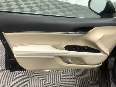 2018 Toyota CAMRY XLE