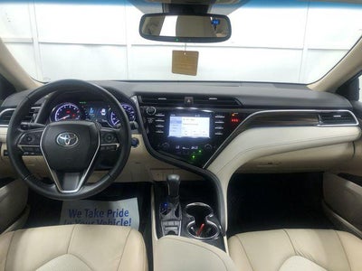 2018 Toyota CAMRY XLE