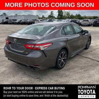 2018 Toyota CAMRY SE