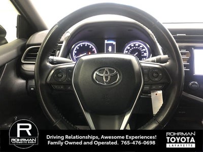 2019 Toyota CAMRY SE