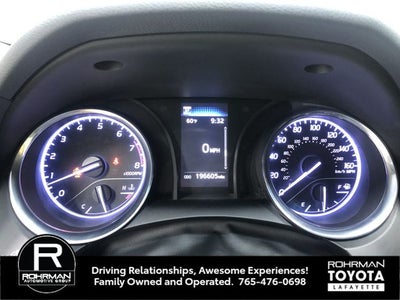 2019 Toyota CAMRY SE