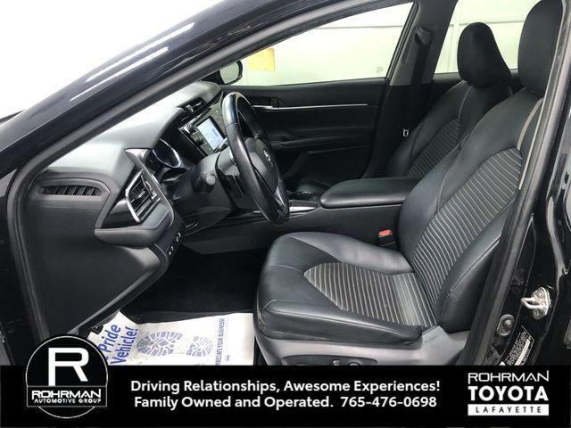 2019 Toyota CAMRY SE