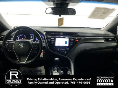 2019 Toyota CAMRY SE