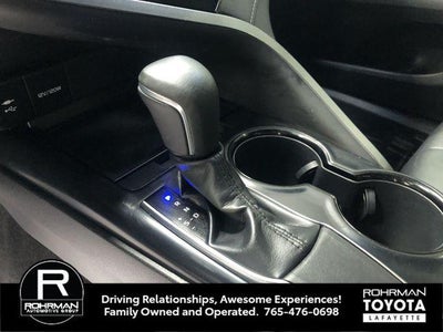 2019 Toyota CAMRY SE