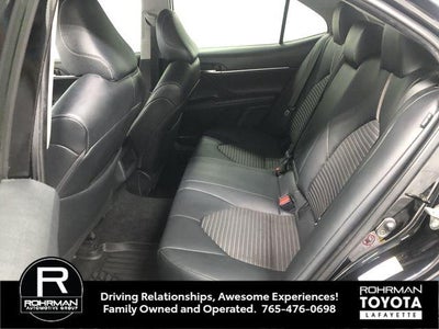 2019 Toyota CAMRY SE