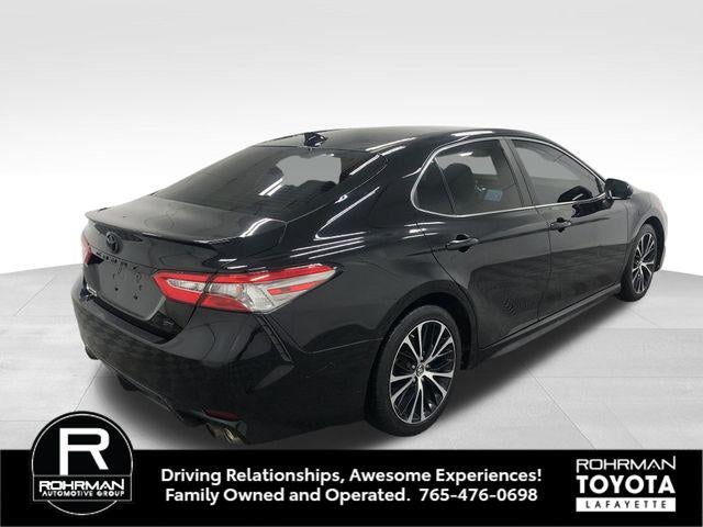 2019 Toyota CAMRY SE