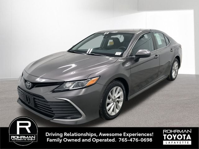 2022 Toyota CAMRY LE