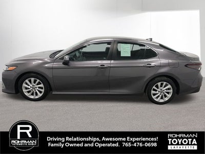 2022 Toyota CAMRY LE