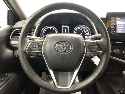 2022 Toyota CAMRY LE