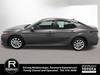 2022 Toyota CAMRY LE