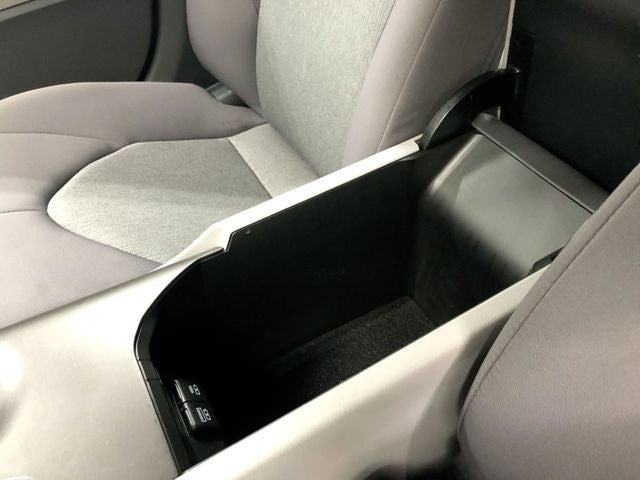 2024 Toyota Camry Hybrid LE