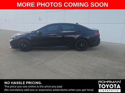 2025 Toyota Camry SE