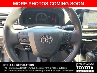 2025 Toyota Camry SE