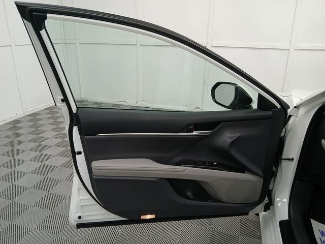 2024 Toyota CAMRY XLE